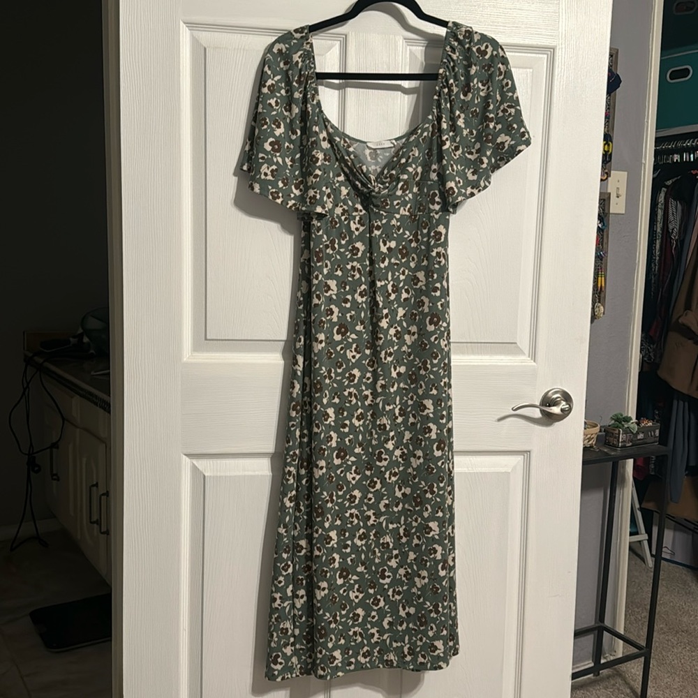 Lush Green Floral Flutter Sleeve A-Line Dress XL